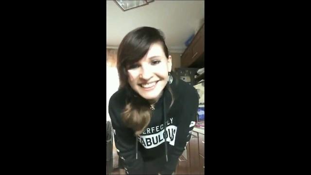 Jeny smith - gorgeous and playful Jeny smith - gorgeous and playful