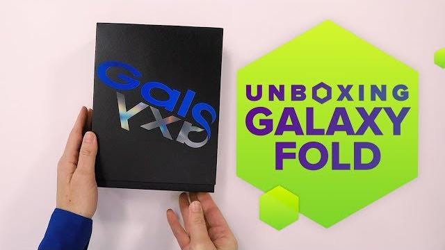 Galaxy fold unboxing: samsung goes big Galaxy fold unboxing: samsung goes big