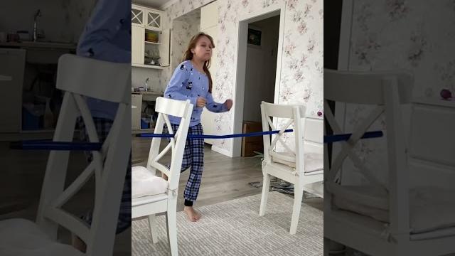 А вы думали что это легко??? #алиса #shorts #youtubeshorts А вы думали что это легко??? #алиса #shorts #youtubeshorts