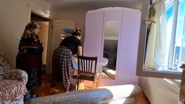 4 cü kattayiz bayram temi̇zli̇ği̇nde cam koltuk parke düzenleme yatak odasi sandalye mutfak balkon ‼️‼️ 4 cü kattayiz bayram temi̇zli̇ği̇nde cam koltuk parke düzenleme yatak odasi sandalye mutfak balkon ‼️‼️