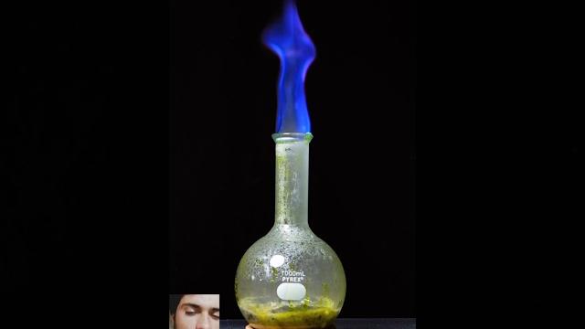 Experiment of chemistry #chemistry #expermentofchemistry#science #chemistry #electriccharge #foryou Experiment of chemistry #chemistry #expermentofchemistry#science #chemistry #electriccharge #foryou