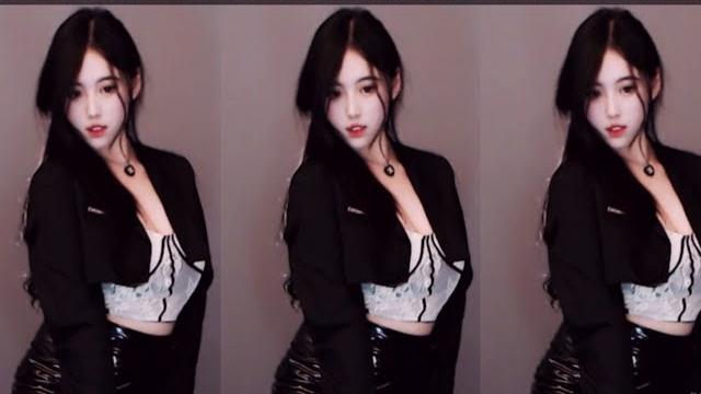 虎牙美女主播 沪娱 小奶桃(2022 2 20) 舞蹈 1 0 高清 1080p 虎牙美女主播 沪娱 小奶桃(2022 2 20) 舞蹈 1 0 高清 1080p