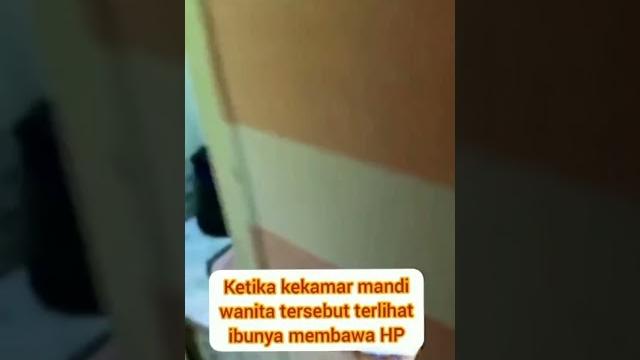 Video call di kamar mandi sama pacar , wanita ini ketahuan ibunya #shorts #mesum #viral Video call di kamar mandi sama pacar , wanita ini ketahuan ibunya #shorts #mesum #viral
