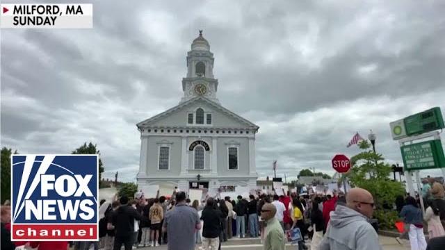 Ice arrests massachusetts high school student Ice arrests massachusetts high school student