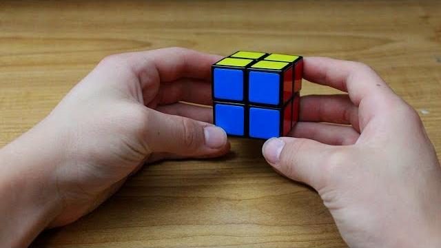 How to solve a 2x2 rubik's cube | simple method How to solve a 2x2 rubik's cube | simple method