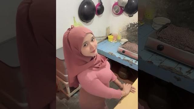 Pilih aku aja mau gak Pilih aku aja mau gak