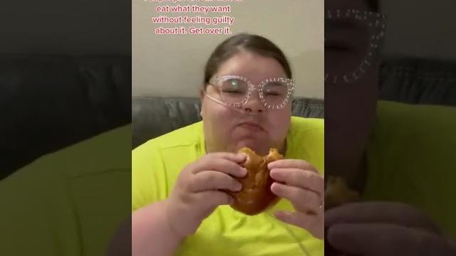 Fat people are allowed to eat without feeling guilty#whatiate #whatieatinaday #fatacceptance Fat people are allowed to eat without feeling guilty#whatiate #whatieatinaday #fatacceptance