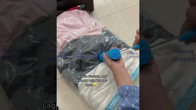 5 pcs reusable vacuum bags for clothes with pump 5 pcs reusable vacuum bags for clothes with pump