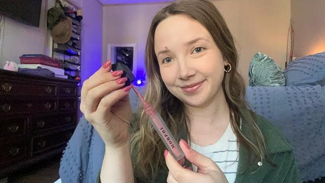 Asmr| whats in my makeup bag Asmr| whats in my makeup bag