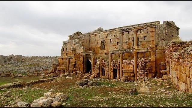 Roman houses still inhabited today Roman houses still inhabited today