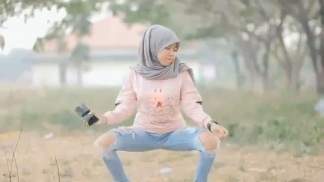 Tiktok jilbab goyang bokong id : sa'adah lonely Tiktok jilbab goyang bokong id : sa'adah lonely
