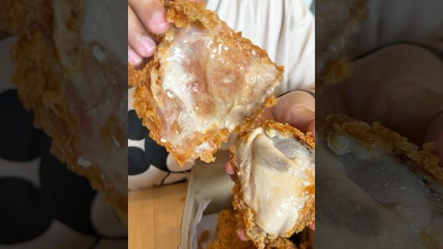 หนังไก่ kfc + ข้าวเหนียว คือที่!!! หนังไก่ kfc + ข้าวเหนียว คือที่!!!