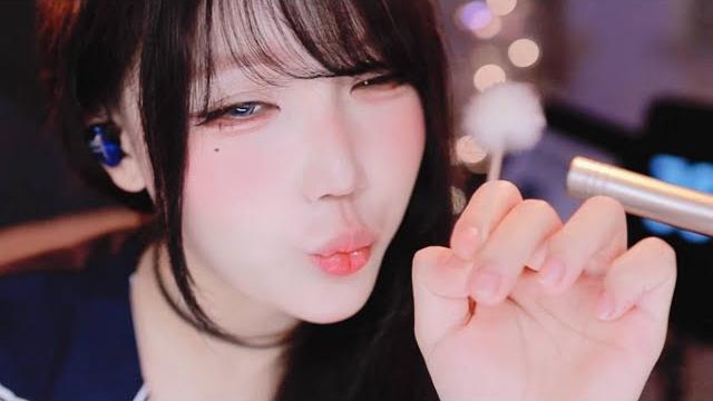 Asmr relax room | 妮有柿 舒服的掏耳朵 耳边吐息 20240724 Asmr relax room | 妮有柿 舒服的掏耳朵 耳边吐息 20240724