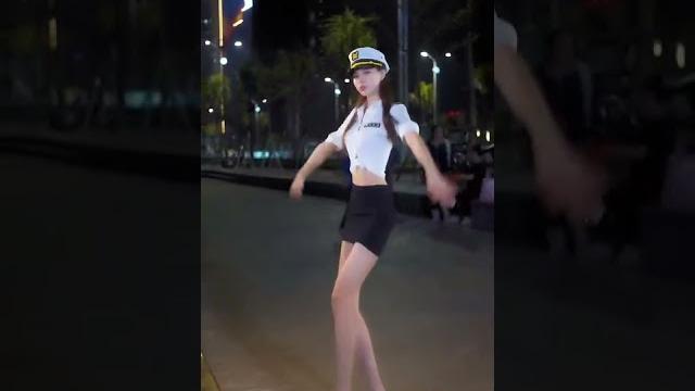 #小妖姐姐 #动感dj舞越跳越上头 嗯 #小妖姐姐 #动感dj舞越跳越上头 嗯