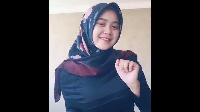 Cewek hijab hypersex Cewek hijab hypersex