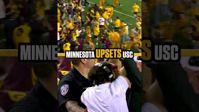 Down goes no. 11 usc #cfb #football #minnesota #usc Down goes no. 11 usc #cfb #football #minnesota #usc