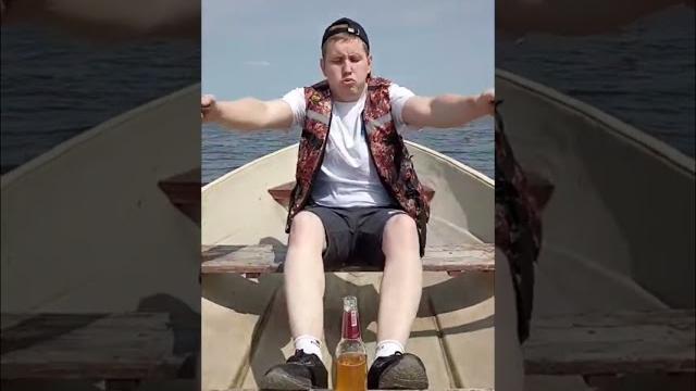 Женщина на корабле к беде Женщина на корабле к беде