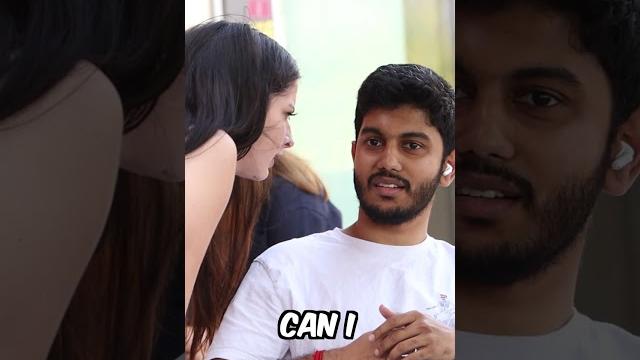 She just lick him!? She just lick him!?