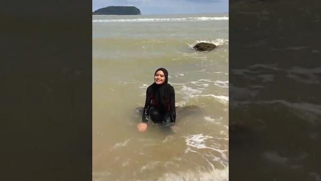 Awek tudung mandi Awek tudung mandi