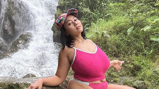 Sarah ardhelia fitness sedang live sekarang! Sarah ardhelia fitness sedang live sekarang!