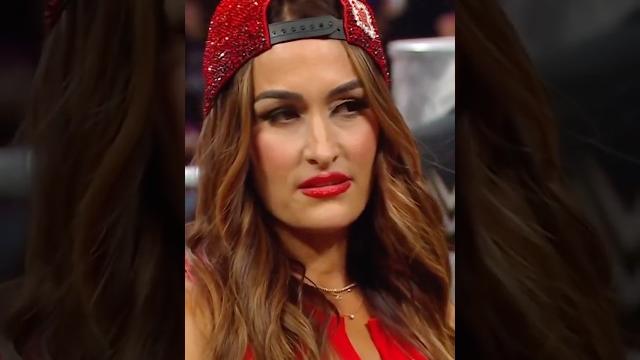 Nikki bella just gagged liv morgan #wweraw Nikki bella just gagged liv morgan #wweraw