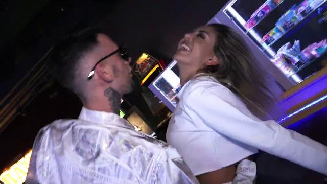 Julia jaroszewska feat. denis - lans bans Julia jaroszewska feat. denis - lans bans