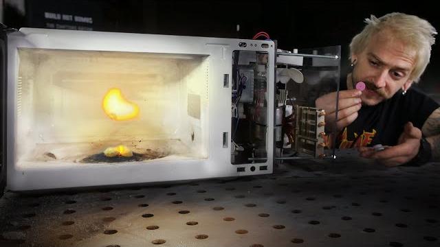 Плазма из винограда и другие эксперименты в микроволновке Плазма из винограда и другие эксперименты в микроволновке