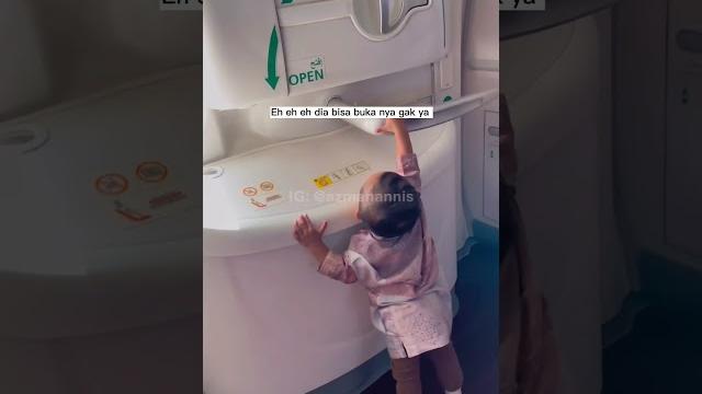 Ketika bayi di titipin di bisnis class Ketika bayi di titipin di bisnis class