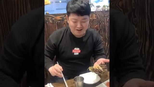 삼겹살 상추쌈 먹방 황금꽃돼지 무한리필 #mukbang #shorts 삼겹살 상추쌈 먹방 황금꽃돼지 무한리필 #mukbang #shorts