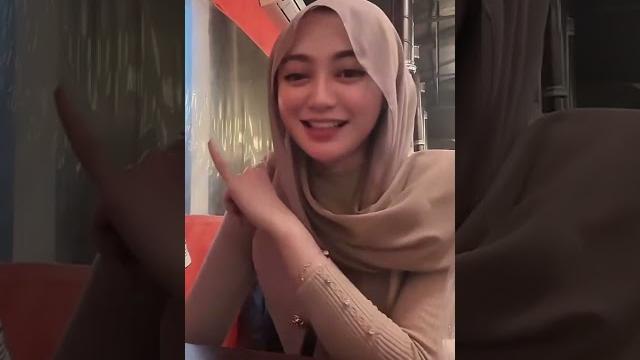 Live hijab bar bar Live hijab bar bar