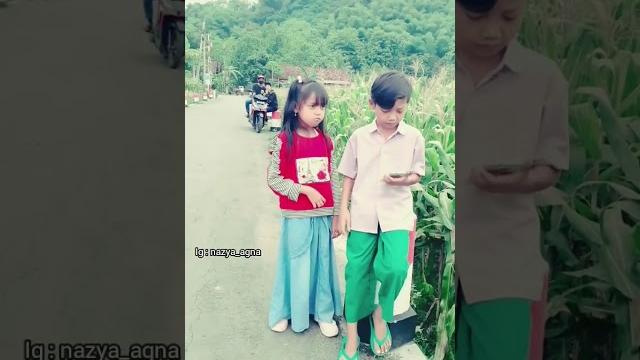 Anak sd pacaran romantis tapi yang di belang itu jomblo Anak sd pacaran romantis tapi yang di belang itu jomblo
