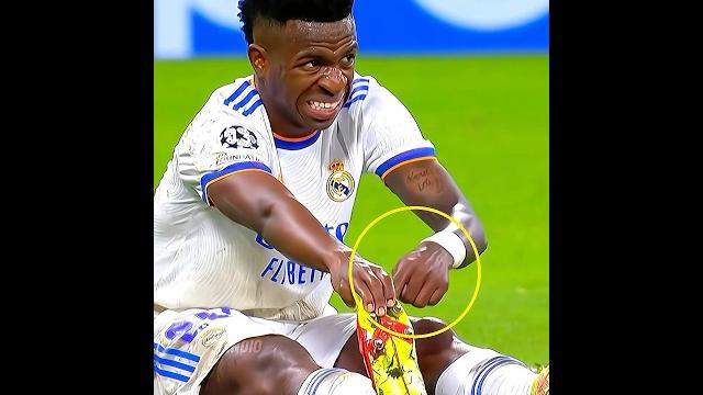 100% respect moments 100% respect moments