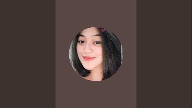 Dinda noveylia sedang live sekarang! Dinda noveylia sedang live sekarang!