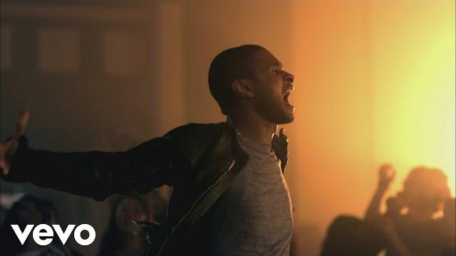 Usher - dj got us fallin' in love (official music video) ft. pitbull Usher - dj got us fallin' in love (official music video) ft. pitbull