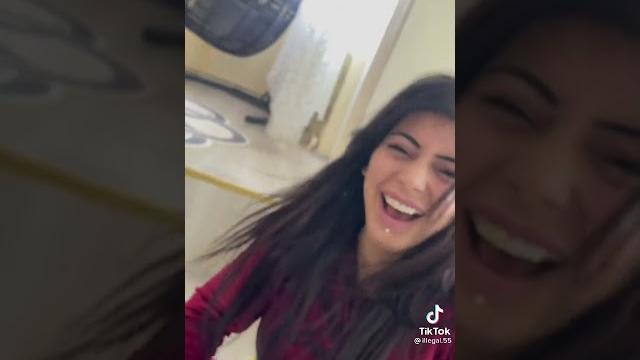 Çiğdem havva güreş yapıyor Çiğdem havva güreş yapıyor