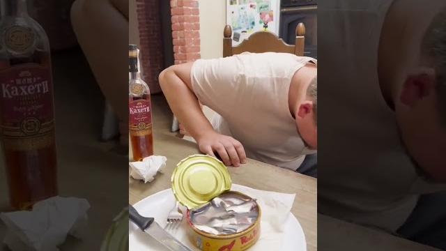 Распаковка. сюрстрёмминг. видео https://youtu.be/n08ngrnjnqc?si=qmsyd5np79hyg7fn #surströmming Распаковка. сюрстрёмминг. видео https://youtu.be/n08ngrnjnqc?si=qmsyd5np79hyg7fn #surströmming