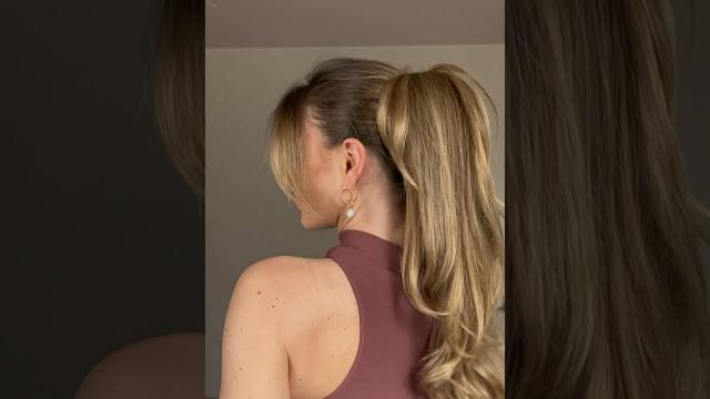 Claw clip ponytail hack perfect for work or study #hairtutorial #easyhairstyle #hairstyle #shorts Claw clip ponytail hack perfect for work or study #hairtutorial #easyhairstyle #hairstyle #shorts