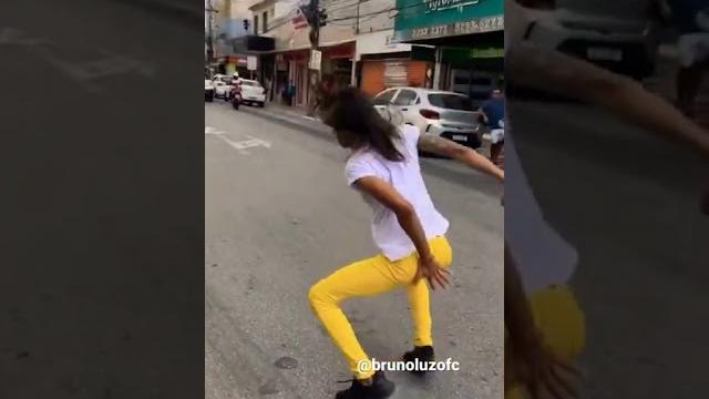 Peidando para sempre kkkkkkkkkkkkkk Peidando para sempre kkkkkkkkkkkkkk