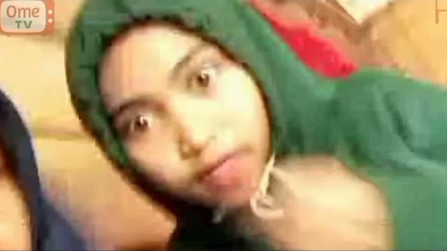 Prank ome tv reaksi liat ular kasur auto kaget suka Prank ome tv reaksi liat ular kasur auto kaget suka