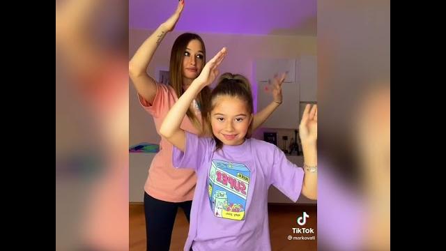 Я банан tiktok trend танцышманцы Я банан tiktok trend танцышманцы