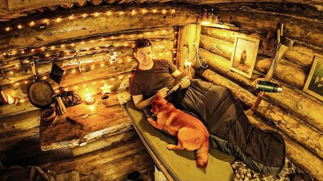 Живу в землянке с рыжим зверем - новый год в доме под землей | пришли рыси, жизнь в тайге - лесные Живу в землянке с рыжим зверем - новый год в доме под землей | пришли рыси, жизнь в тайге - лесные