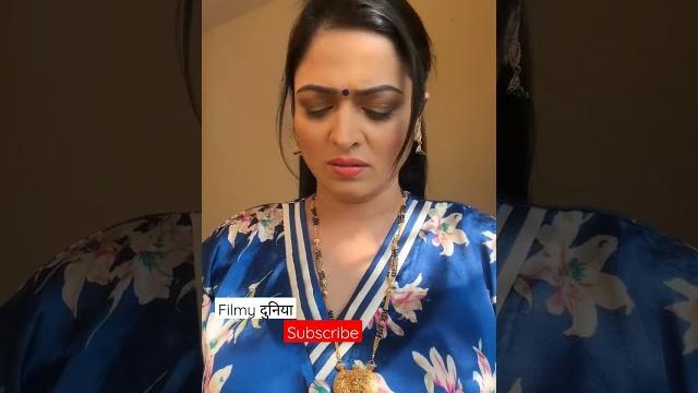 #guess who #bollywood actress big boobs deep cleavages backless blouse oops moment nipslip nipples #guess who #bollywood actress big boobs deep cleavages backless blouse oops moment nipslip nipples