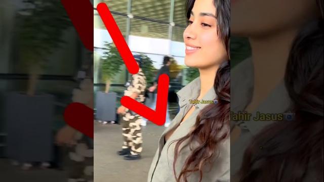 Janhvi kapoor almost nip slip #janhvikapoor #nipslip #cleavage #nobra #actress #bollywood Janhvi kapoor almost nip slip #janhvikapoor #nipslip #cleavage #nobra #actress #bollywood