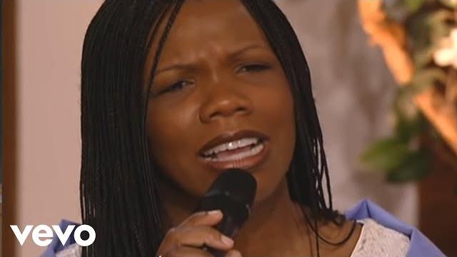 Lynda randle - god on the mountain (live) Lynda randle - god on the mountain (live)