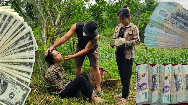 Lien is facing danger because of her naivety in trusting others too much! what will be her fate? Lien is facing danger because of her naivety in trusting others too much! what will be her fate?