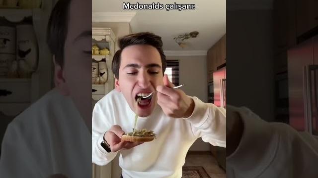 Mcdonalds kasiyeri olsaydım Mcdonalds kasiyeri olsaydım