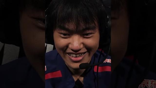 Faker 1v1 knight #shorts Faker 1v1 knight #shorts
