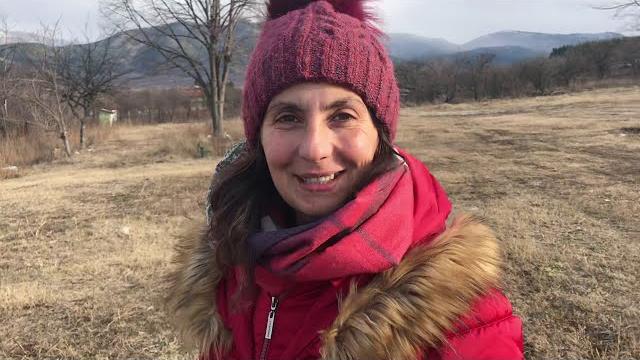 Living in a bulgarian village in winter with tsetsi & dogs. ферма в балканско село: цеци и жельомир! Living in a bulgarian village in winter with tsetsi & dogs. ферма в балканско село: цеци и жельомир!