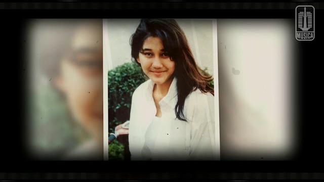 Nike ardilla - selamat jalan duka (official lyric video) Nike ardilla - selamat jalan duka (official lyric video)