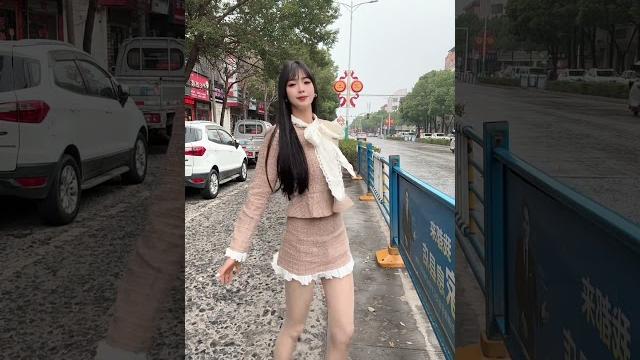 格局打开!大长腿 又美又飒 格局打开!大长腿 又美又飒